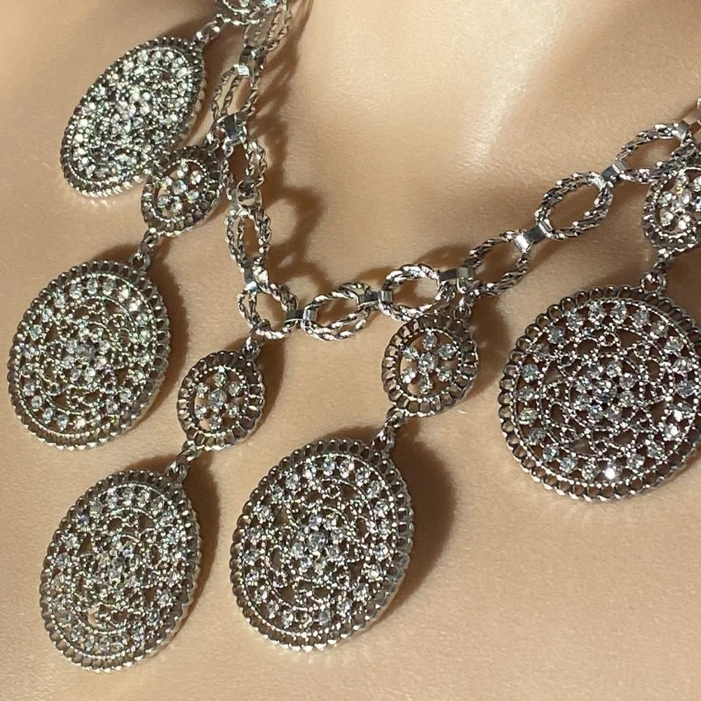 WHBM - silver tone bib necklace w 5 large & small rhinestone discs, multi chains - Picture 4 of 16